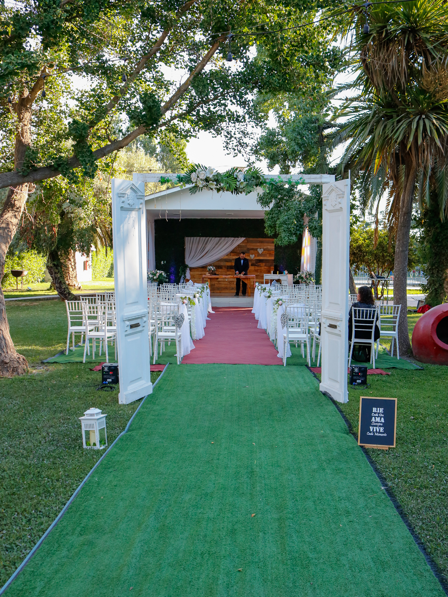 Un espacio elegante y acogedor donde cada evento se convierte en un momento inolvidable.